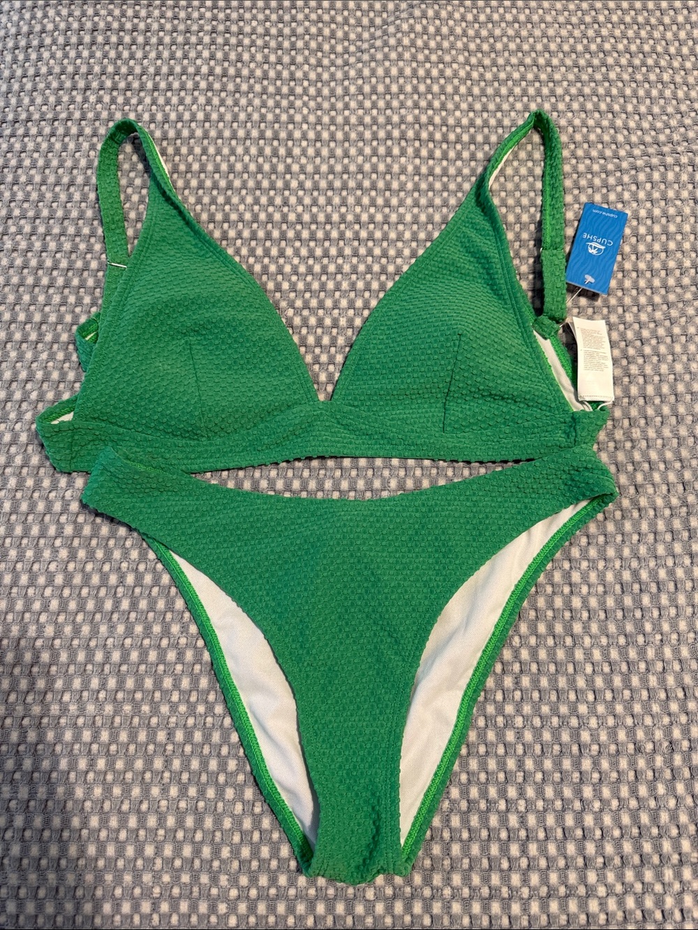 Cupshe Green Textured Triangle Bikini Set